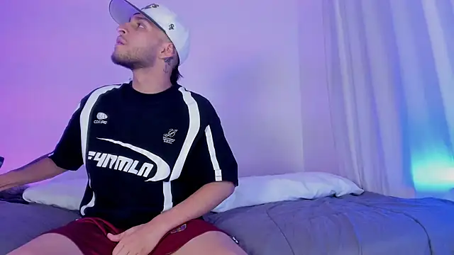  Kevin xxx online show from 10-29-25, 06:12