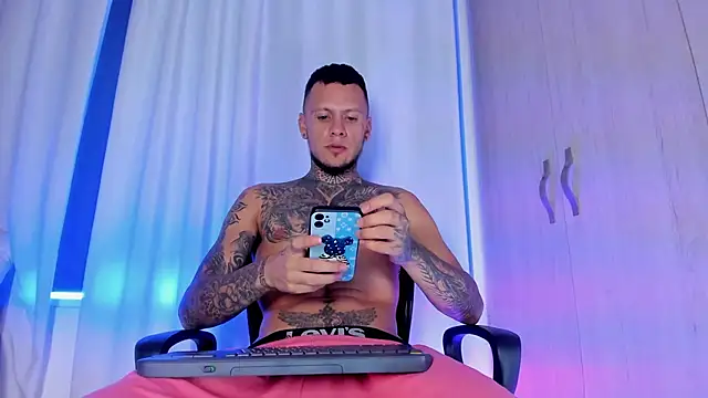  Kevin xxx online show from 02-15-26, 04:35