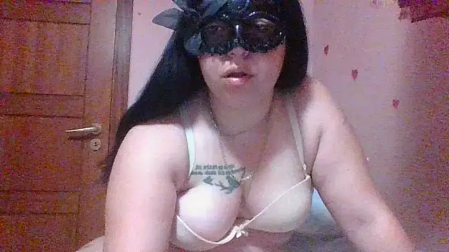 Snapshot of Sophie-95 chatting on 05-26-26, 10:57 Sophie-95 online show from 05-26-26, 10:57