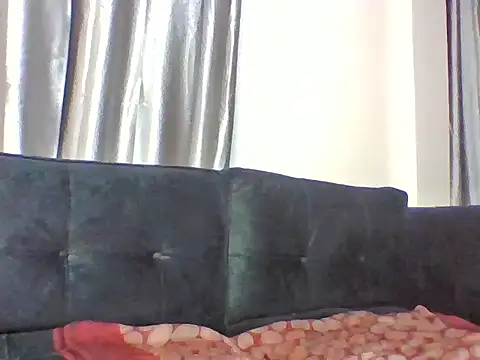 Snapshot of cythuu03 chatting on 05-31-26, 07:36 cythuu03 online show from 05-31-26, 07:36