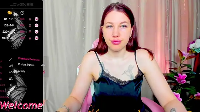 Snapshot of Arya_Curves chatting on 06-07-26, 01:44 Arya Curves online show from 06-07-26, 01:44