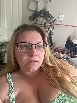LucieLouBabe online show from 06-29-26, 01:22