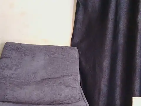 Snapshot of samiiraah chatting on 06-07-26, 12:27 samiiraah online show from 06-07-26, 12:27