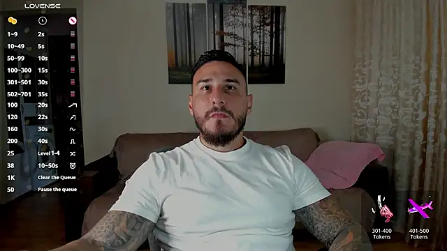 Snapshot of Gymdominus chatting on 06-17-26, 12:26 Gymdominus online show from 06-17-26, 12:26