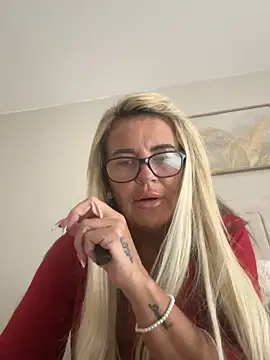 Snapshot of hotmilf66 chatting on 06-05-26, 07:08 hotmilf66 online show from 06-05-26, 07:08