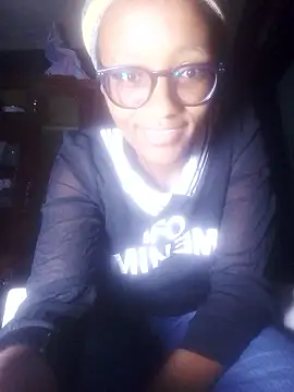 Snapshot of Kanala77 chatting on 05-23-26, 05:01 Kanala77 online show from 05-23-26, 05:01