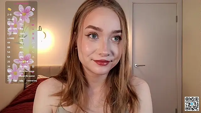 Snapshot of CassieVale chatting on 06-15-26, 09:36 CassieVale online show from 06-15-26, 09:36