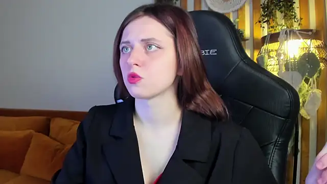 FreyaVeys online show from 05-30-26, 05:14