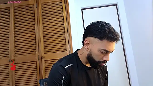 Blade millerr online show from 05-27-26, 12:12