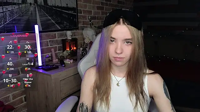 Snapshot of eva_swetty chatting on 06-17-26, 09:03 eva swetty online show from 06-17-26, 09:03