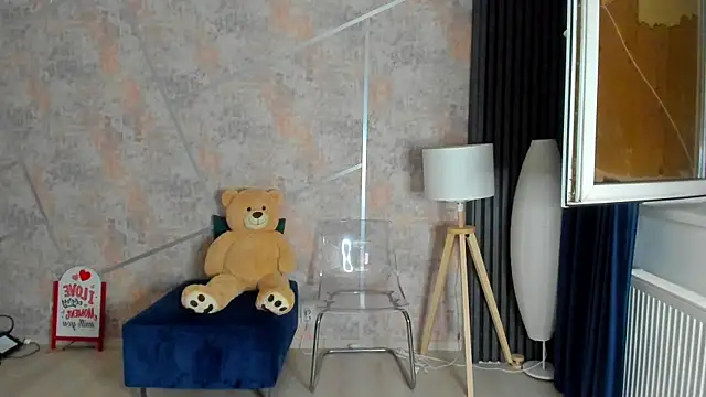 skinnyeva online show from 05-22-26, 07:34