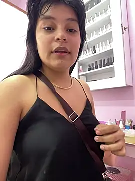 Snapshot of Samantha_Torrez1 chatting on 05-27-26, 03:41 Samantha Torrez1 online show from 05-27-26, 03:41