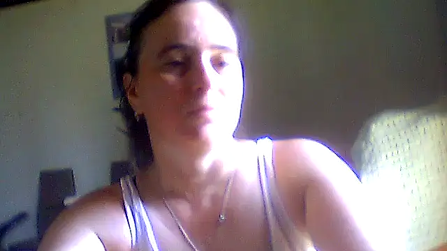 Snapshot of AniaCool77 chatting on 06-10-26, 09:54 AniaCool77 online show from 06-10-26, 09:54