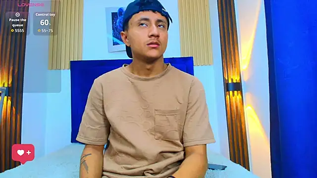 Thiago Nova online show from 07-08-26, 03:19