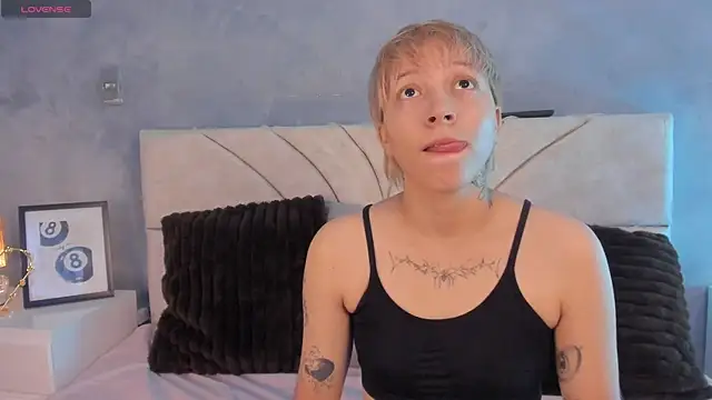 vane grey online show from 07-19-26, 04:26