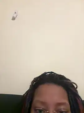 Lunablueee online show from 06-10-26, 02:51