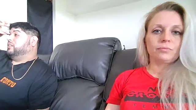 Snapshot of LexiAndPapi chatting on 05-21-26, 08:39 LexiAndPapi online show from 05-21-26, 08:39