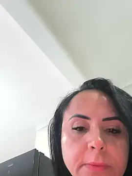mila 2828 online show from 06-11-26, 07:11