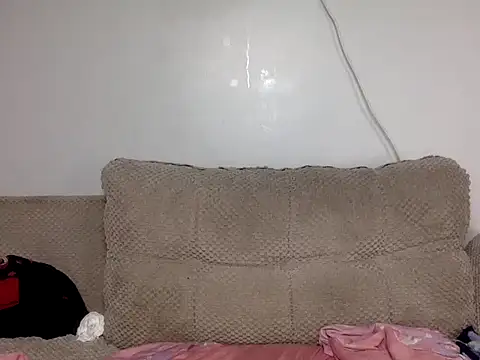 Snapshot of rosebell1 chatting on 05-27-26, 01:57 rosebell1 online show from 05-27-26, 01:57