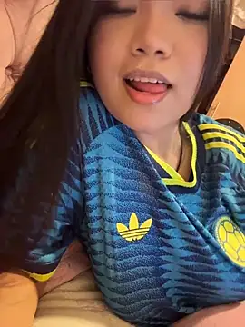 maria lunag online show from 06-18-26, 02:32