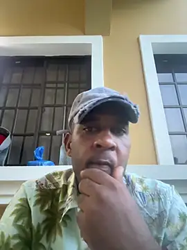 Snapshot of rafa037 chatting on 06-16-26, 11:27 rafa037 online show from 06-16-26, 11:27
