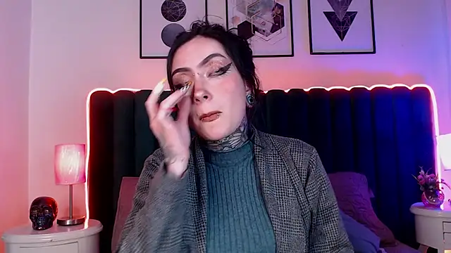 Snapshot of Scarleth_Fg_ chatting on 05-27-26, 11:12 Scarleth Fg online show from 05-27-26, 11:12