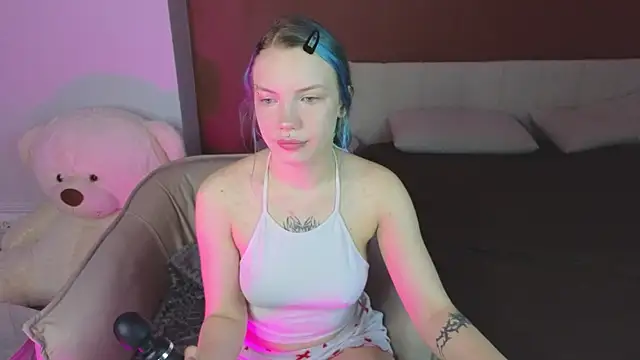 Snapshot of Eva_Greer chatting on 07-19-26, 01:14 Eva Greer online show from 07-19-26, 01:14