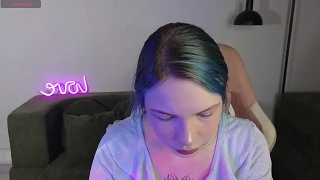 Snapshot of Eva_Greer chatting on 07-11-26, 01:17 Eva Greer online show from 07-11-26, 01:17
