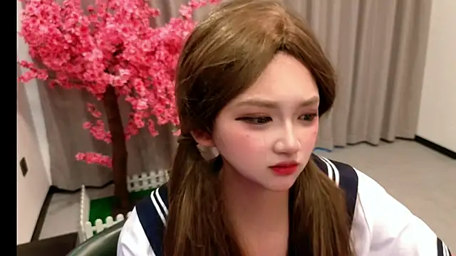 Snapshot of yan-0705 chatting on 05-22-26, 11:30 yan-0705 online show from 05-22-26, 11:30