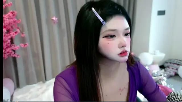 Snapshot of yan-0705 chatting on 06-03-26, 11:11 yan-0705 online show from 06-03-26, 11:11