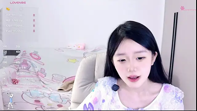 Snapshot of KylinKylin chatting on 06-06-26, 03:50 KylinKylin online show from 06-06-26, 03:50
