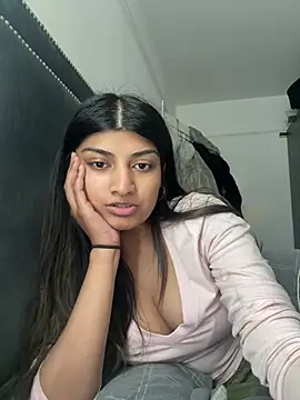 Snapshot of naughtywhisper784 chatting on 07-01-26, 06:30 naughtywhisper784 online show from 07-01-26, 06:30
