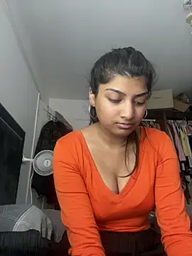 Snapshot of naughtywhisper784 chatting on 06-27-26, 09:48 naughtywhisper784 online show from 06-27-26, 09:48