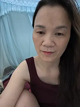 Snapshot of Lye_lovely chatting on 07-15-26, 02:07 Lye lovely online show from 07-15-26, 02:07