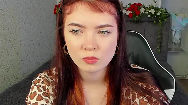 Snapshot of MelissaMay__ chatting on 06-19-26, 10:15 MelissaMay online show from 06-19-26, 10:15