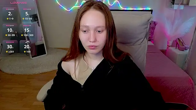 Snapshot of TinaShelton chatting on 06-14-26, 12:17 TinaShelton online show from 06-14-26, 12:17