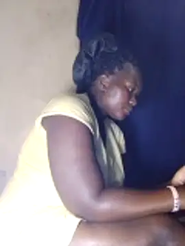 Snapshot of Cute-mish chatting on 06-17-26, 07:57 Cute-mish online show from 06-17-26, 07:57