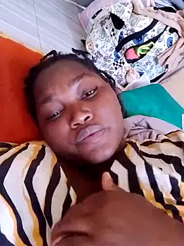 Snapshot of Cute-mish chatting on 07-16-26, 07:27 Cute-mish online show from 07-16-26, 07:27