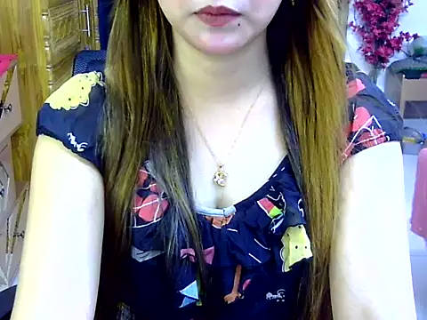 Snapshot of Adiba_Obu_20 chatting on 06-06-26, 06:57 Adiba Obu 20 online show from 06-06-26, 06:57