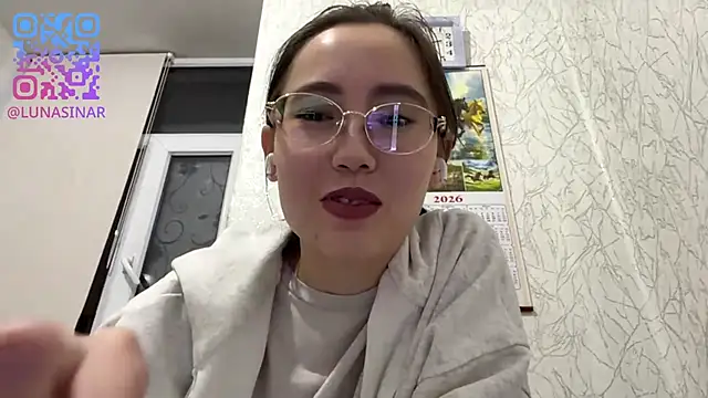 Snapshot of VickieTrudo chatting on 06-10-26, 09:27 VickieTrudo online show from 06-10-26, 09:27
