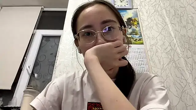 Snapshot of VickieTrudo chatting on 06-04-26, 08:57 VickieTrudo online show from 06-04-26, 08:57