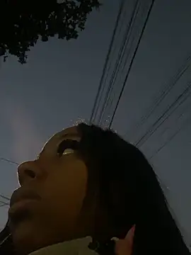 jhenannyy online show from 06-19-26, 09:04