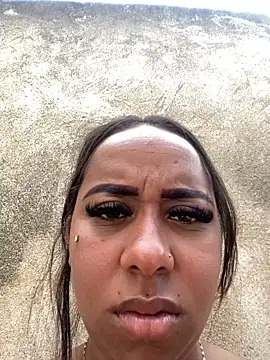 Snapshot of jhenannyy chatting on 05-25-26, 04:49 jhenannyy online show from 05-25-26, 04:49