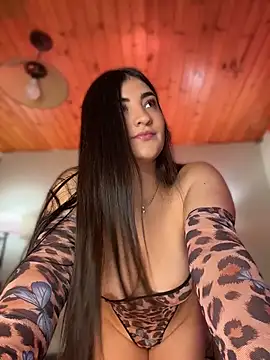 Ahricutte1 online show from 05-28-26, 04:24
