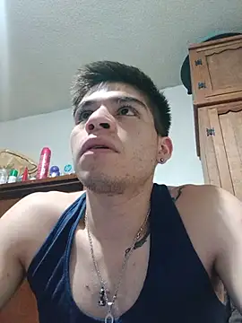 Snapshot of Oliver_LA chatting on 08-03-26, 12:41 Oliver LA online show from 08-03-26, 12:41
