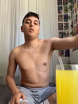 imjustaboyy1 online show from 05-30-26, 10:43