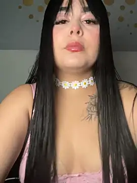 Snapshot of Romydoll_ chatting on 07-21-26, 05:42 Romydoll online show from 07-21-26, 05:42
