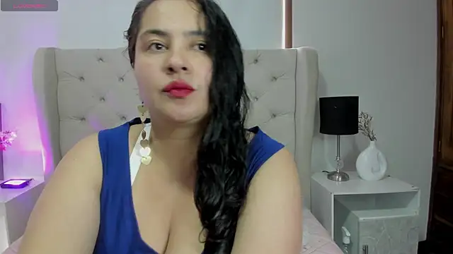JadeBellee online show from 07-23-26, 06:26