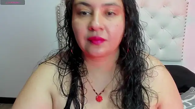 JadeBellee online show from 05-27-26, 12:45
