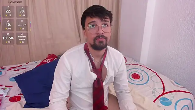 Snapshot of max_ed chatting on 06-26-26, 11:49 max ed online show from 06-26-26, 11:49